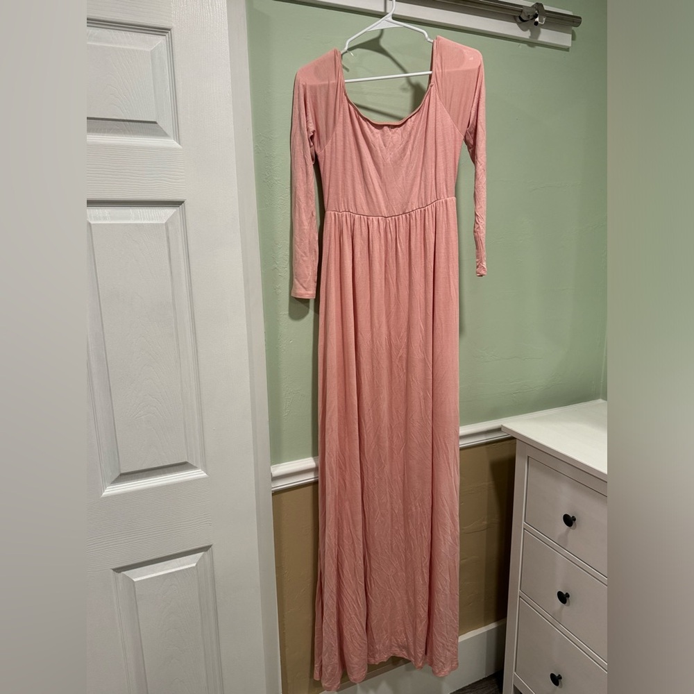 NWT Long sleeve maxi Pinkblush maternity dress size large